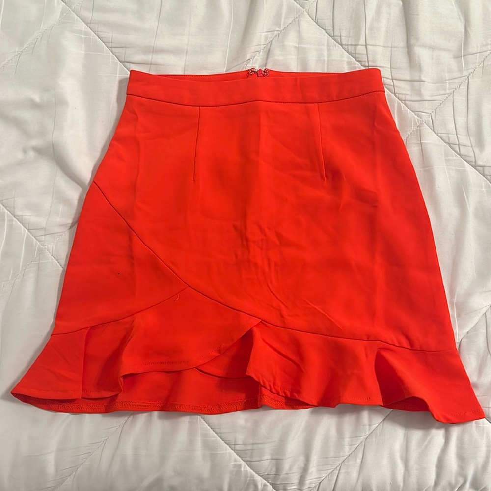 Milan Ruffle Mini Skirt - Picture 2 of 4